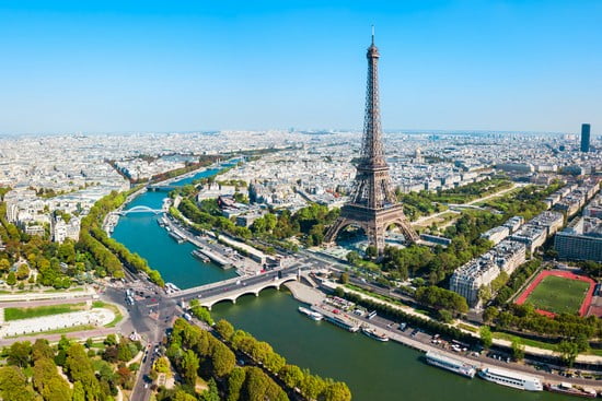 Crucero por el Sena en París: costo del boleto del tour en barco con y sin cena