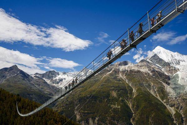 El puente colgante más largo del mundo se encuentra en Suiza